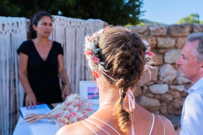 die Trauungszeremonie im Nuraghen - meer sardinien urlaub