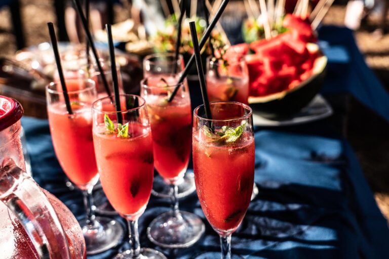 leckere Cocktails nach der Trauungszeremonie - meer sardinien urlaub