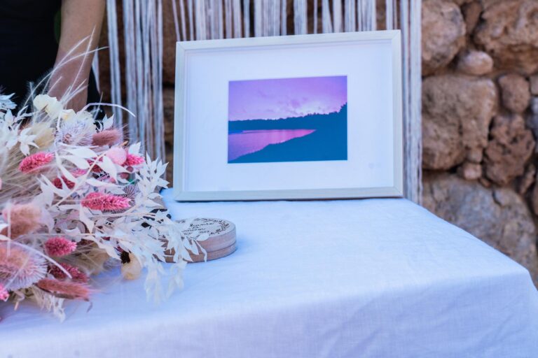 persönliche Deko-Details der Hochzeitszeremonie - meer sardinien urlaub