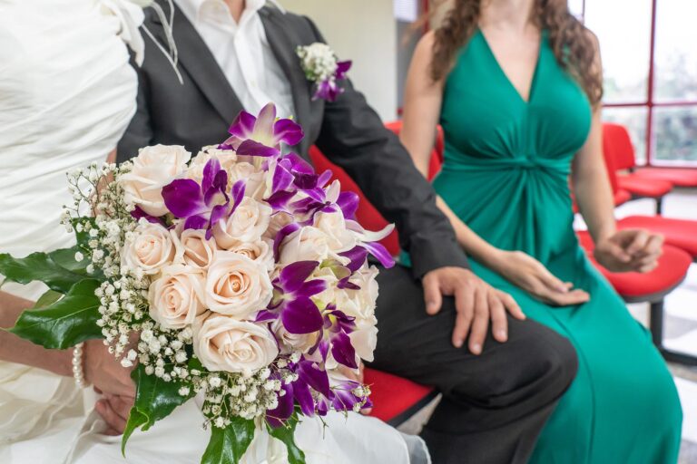 standesamtliche Trauung in Pula, der Brautstrauss - meer sardinien urlaub