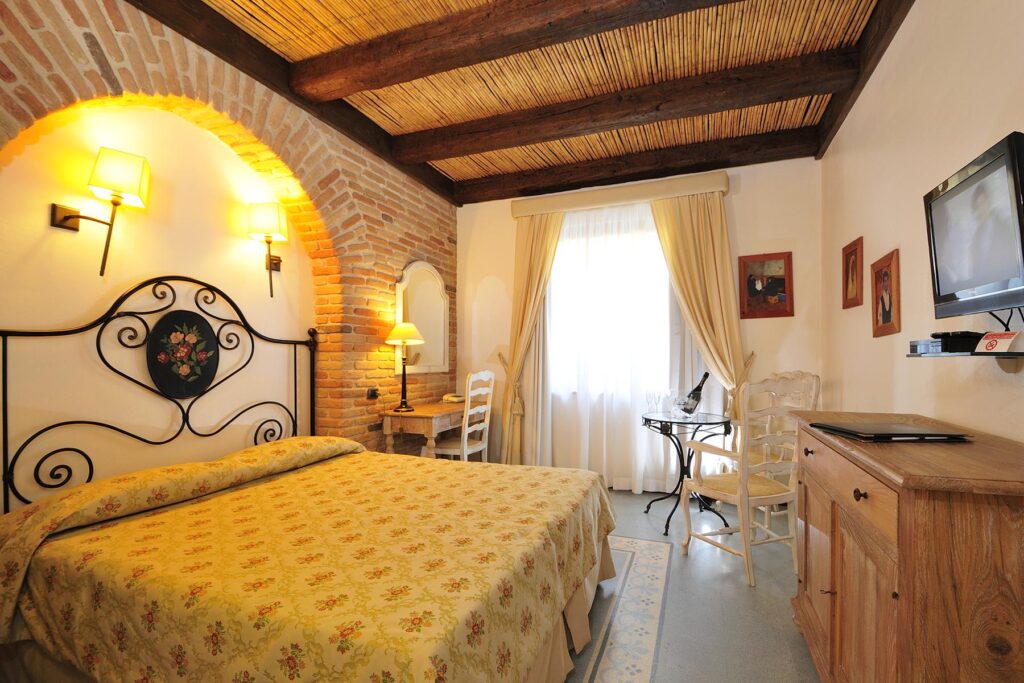 Blick in ein Classic-Zimmer, Hotel La Bitta, Arbatax - meer sardinien urlaub