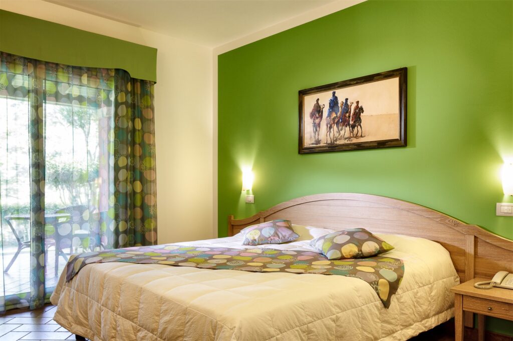 ein Classic-Zimmer, Hotel Cruccuris Resort, Villasimius - meer sardinien urlaub