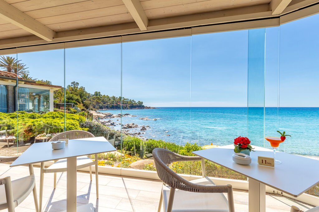 Die Bar-Terrasse mit einzigartigem Meerblick , Hotel La Bitta, Arbatax - meer sardinien urlaub