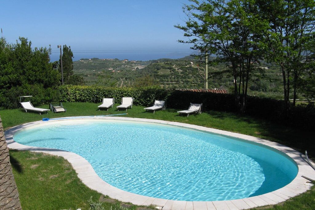 Der Pool mit tollem Panoramablick vom Hotel De Charme Villa Asfodeli, Tresnuraghes - meer sardinien urlaub