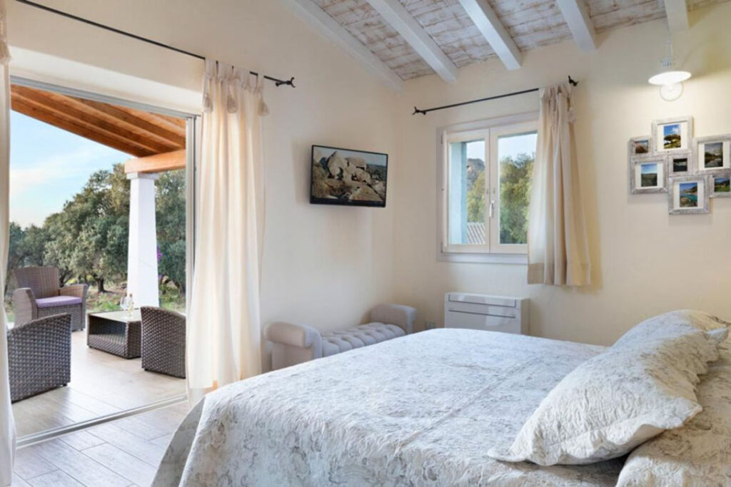ein Superior Comfort-Zimmer im Hotel Resort Tenuta Pilastru, Arzachena - meer sardinien urlaub