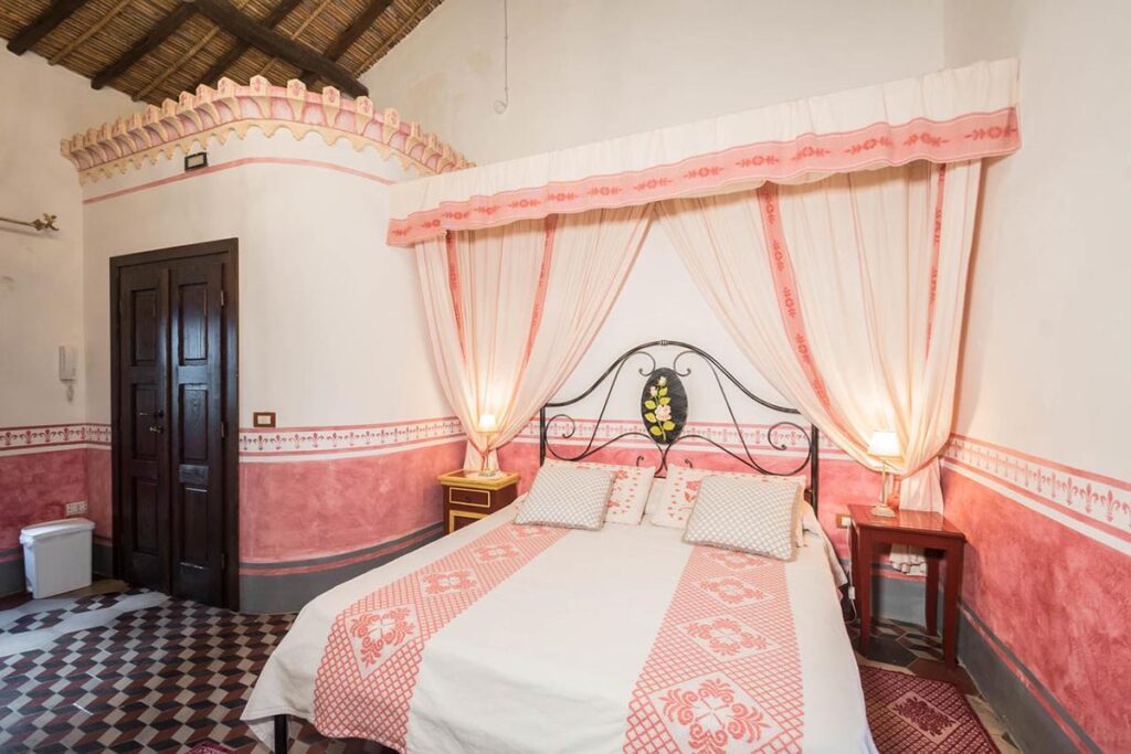 das Superior-Zimmer Corallo im Hotel Anticos Palathos, Orosei - meer sardinien urlaub