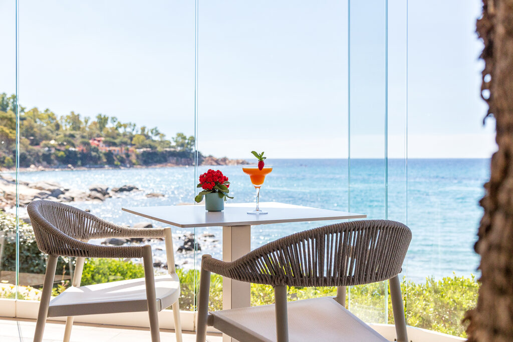 der Blick von der Bar-Terrasse zum phantastischen Meer, Hotel La Bitta, Arbatax - meer sardinien urlaub