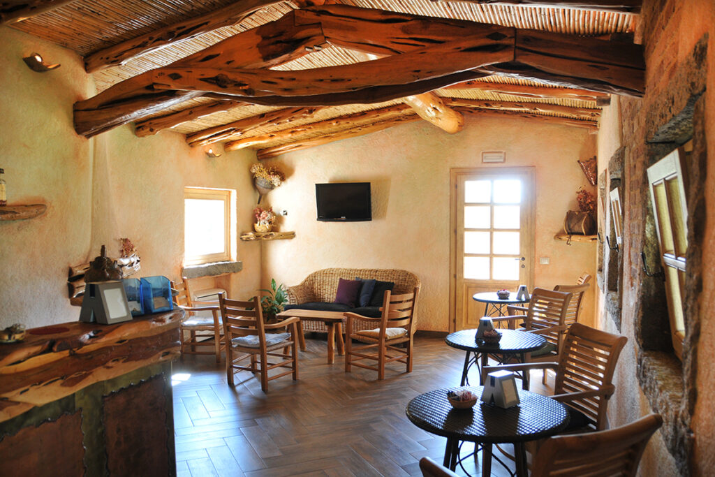 die tolle Bar im Hotel Resort Tenuta Pilastru, Arzachena - meer sardinien urlaub