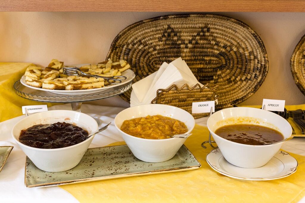 lecker fruehstuecken im Hotel De Charme Villa Asfodeli, Tresnuraghes - meer sardinien urlaub