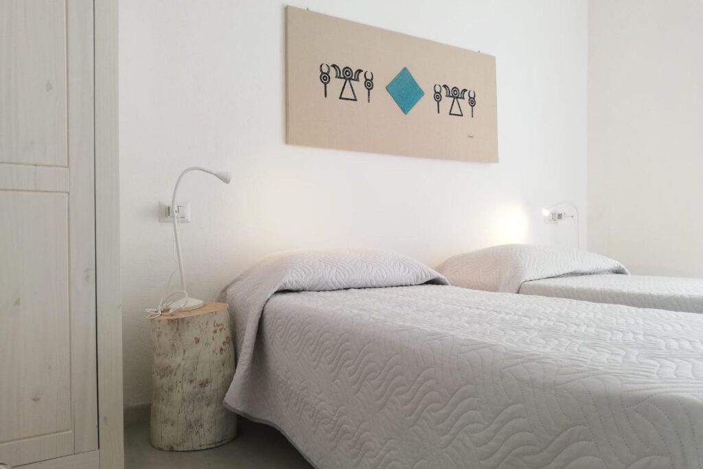 Das zweite Schlafzimmer des Ferienhauses Elea, Geremeas - meer sardinien urlaub