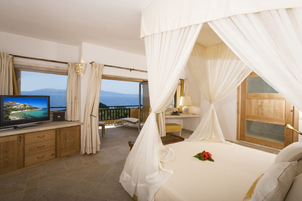 Die President-Suite mit Meerblick im Hotel Capo D’Orso, Palau – meer sardinien urlaub
