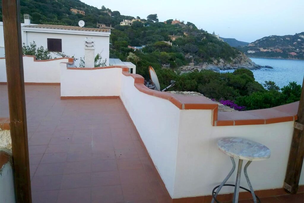 der Blick von der Dachterrasse des Strandhauses Mandara - meer sardinien urlaub
