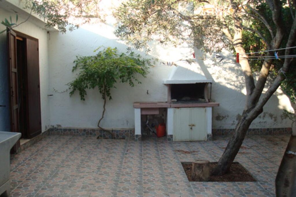 der Hinterhof des Ferienhauses Camboni in Costa Rei - meer sardinien urlaub