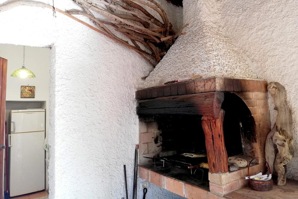 die Grillstelle des Ferienhauses Mandara, Baccu Mandara - meer sardinien urlaub
