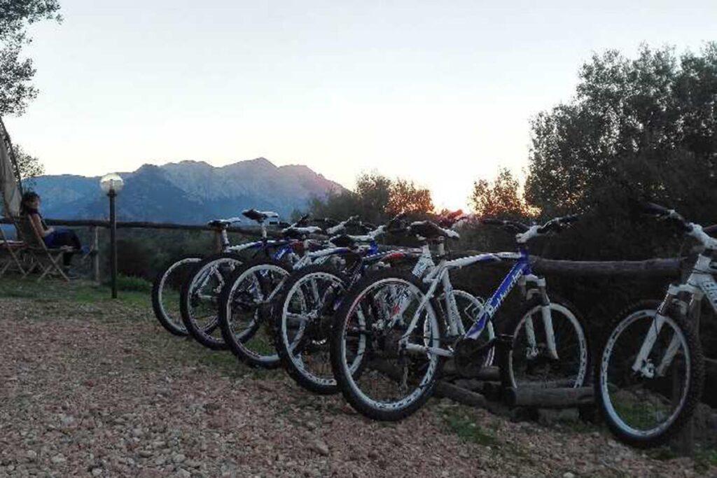 im Einklang mit der Natur können hier auch Fahrräder ausgeliehen werden, Agriturismo Neule, Dorgali - meer sardinien urlaub