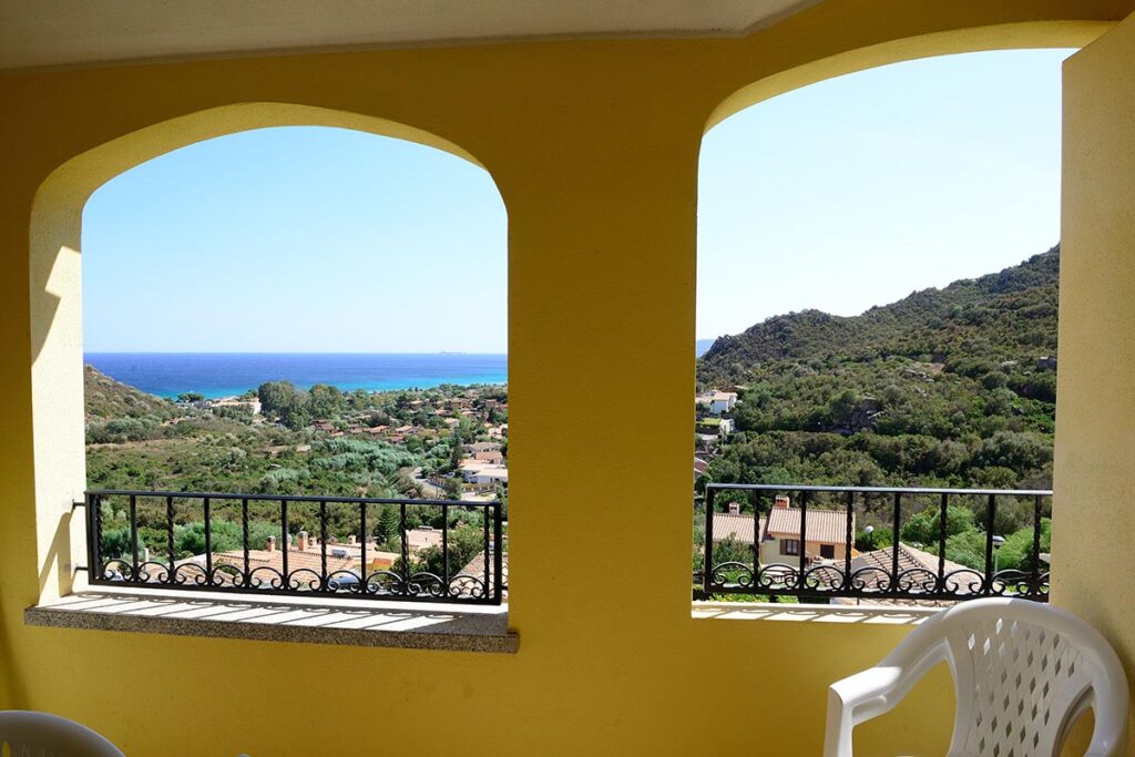 so schön kann Urlaub sein - Panoramaterrasse des Ferienhauses Stella - meer sardinien urlaub