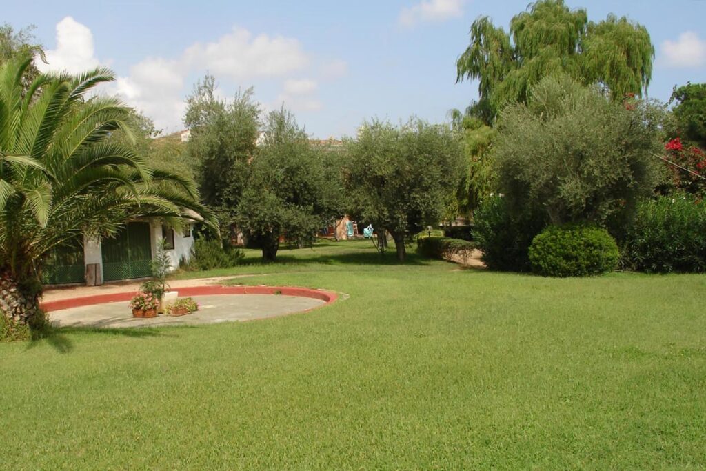 der Garten des Hotels La Torre, Barisardo - meer sardinien urlaub