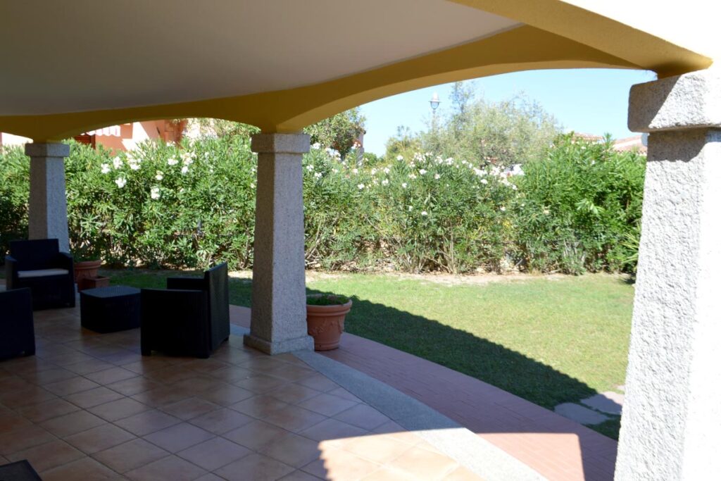 die Terrasse des Ferienhauses Villa del Re, Costa Rei - meer sardinien urlaub