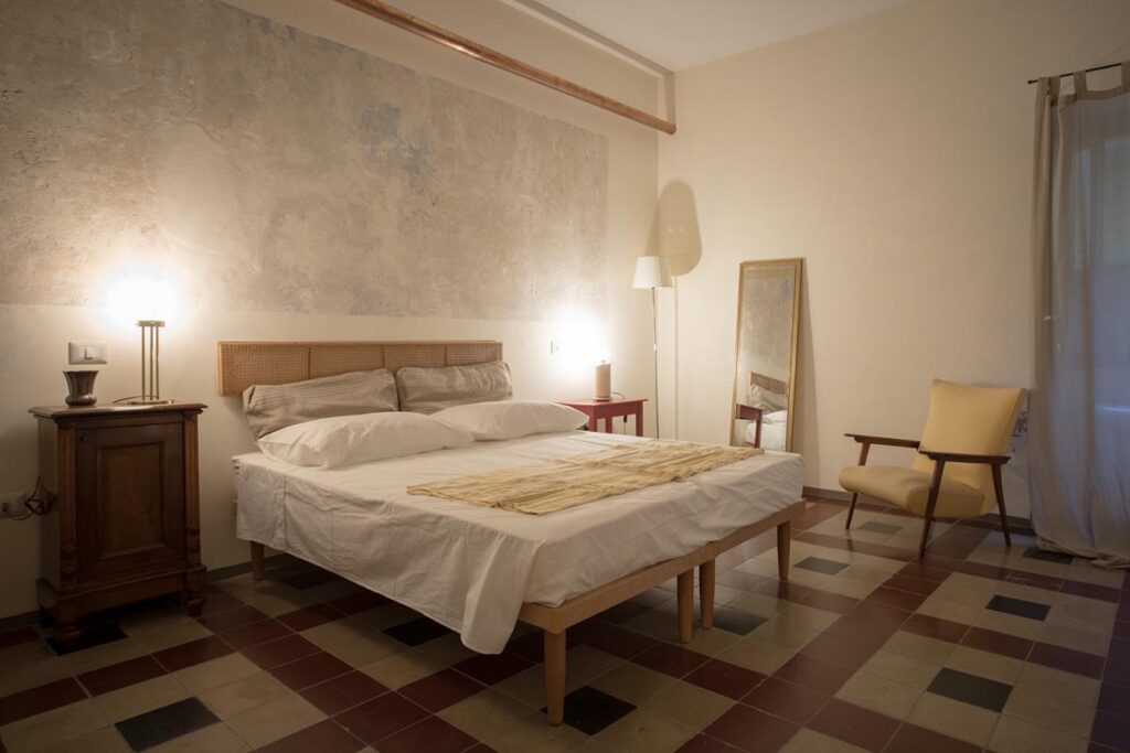 ein Doppelzimmer im BB Piazza San Pantaleo, Sorso - meer sardinien urlaub