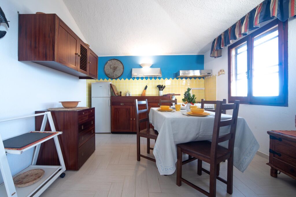 Der Essbereich des Ferienhauses Belvedere, Costa Rei - meer sardinien urlaub