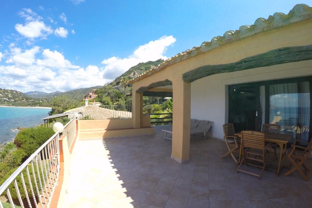 Die grosse Terrasse mit Traumblick auf das Meer, Ferienhaus Barbara, Torre delle Stelle - meer sardinien urlaub