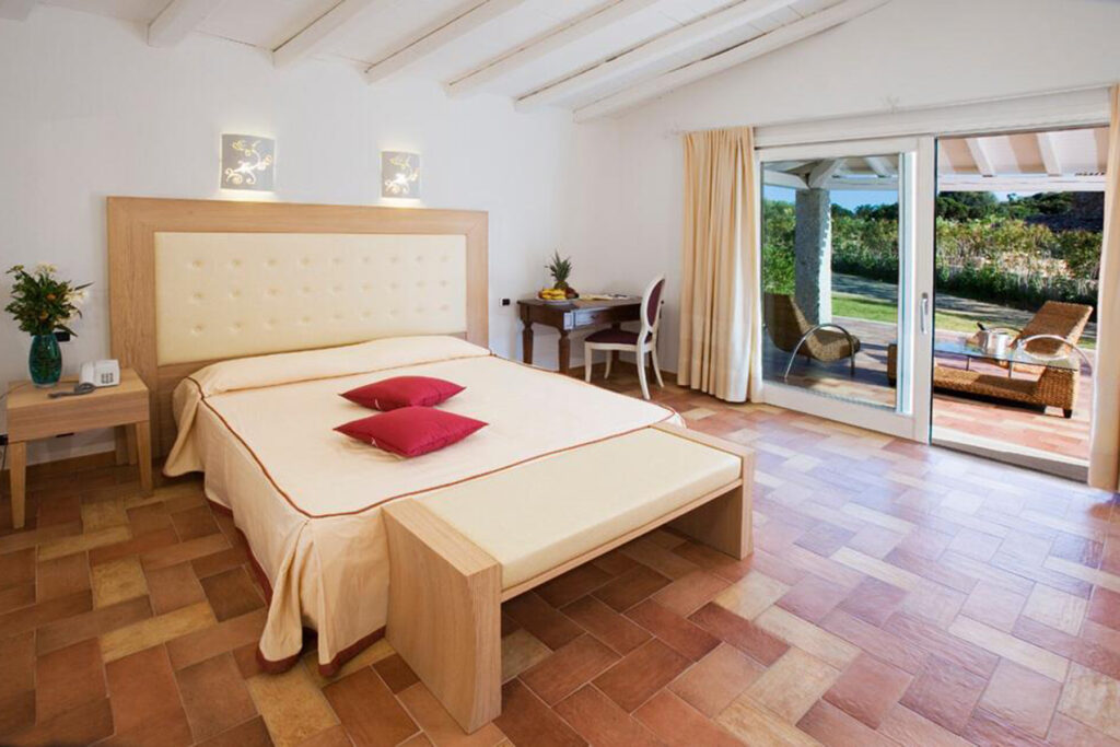 ein Doppelzimmer im Hotel Villas Resort, Castiadas - meer sardinien urlaub