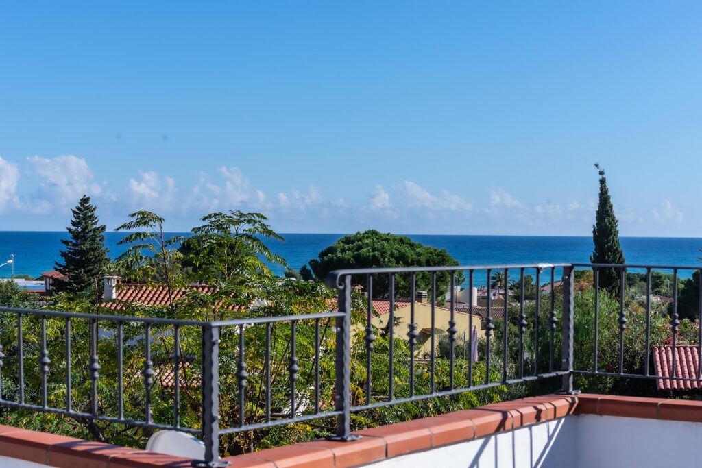 der tolle Meerblick von der Dachterrasse des Ferienhauses Nicola, Costa Rei - meer sardinien urlaub