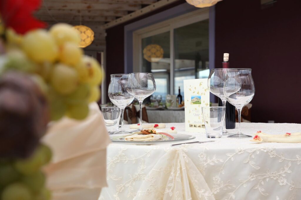 Das Restaurant Incanto des Hotels Bajaloglia, Castelsardo - meer sardinien urlaub