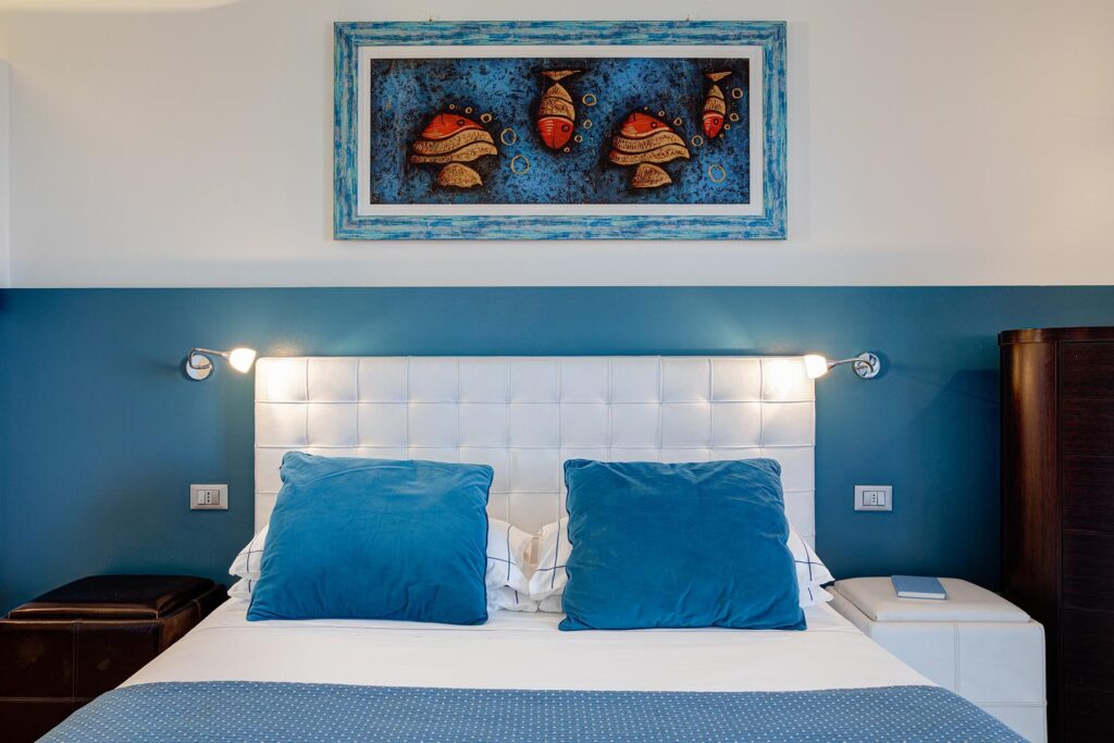 Die Juniorsuite Deluxe im Hotel Bajaloglia, Castelsardo - meer sardinien urlaub