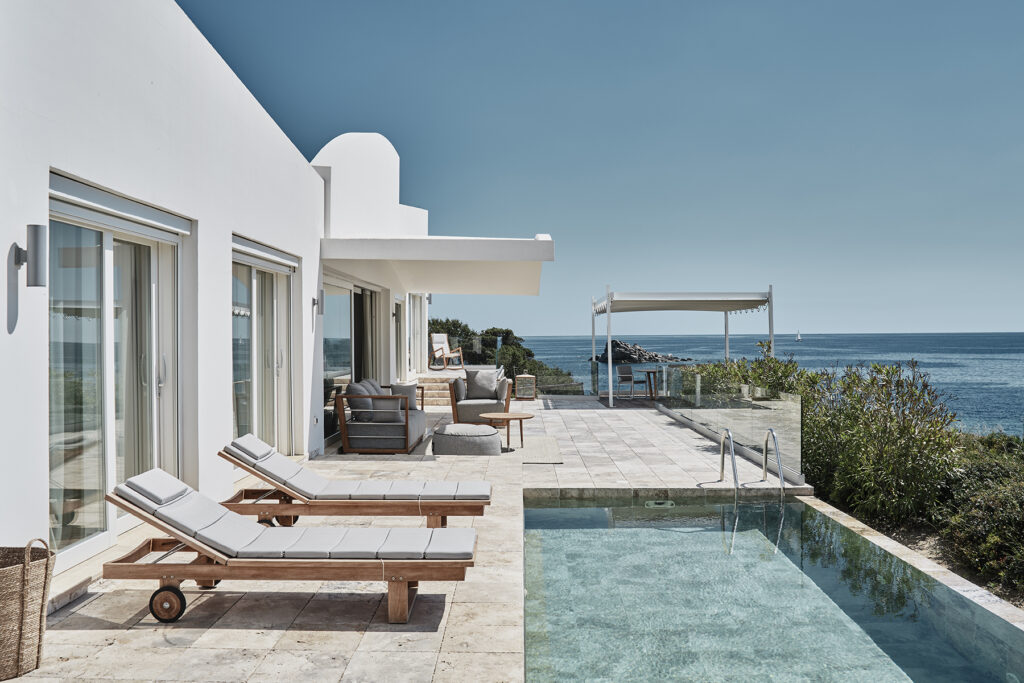 Die Villa Bellavista mit eigenem Pool Hotel Falkensteiner Capo Boi bei Villasimius - meer sardinien urlaub