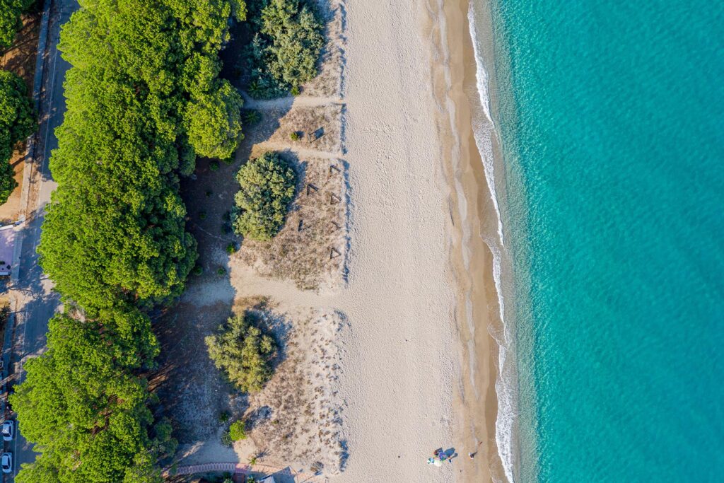 der Strand in Gehweite der kleinen Anlage Ville d´Ogliastra 1, Cardedu - meer sardinien urlaub