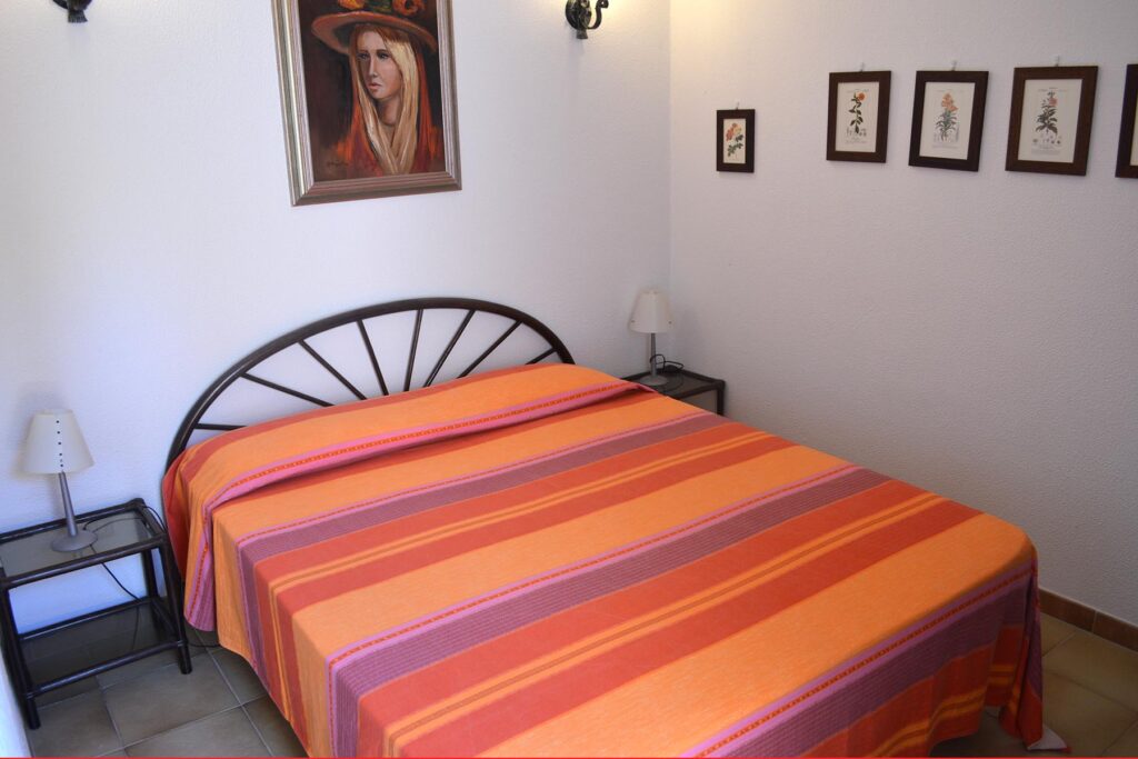 Das Doppelschlafzimmer des Ferienhauses Turagri 135, Costa Rei - meer sardinien urlaub