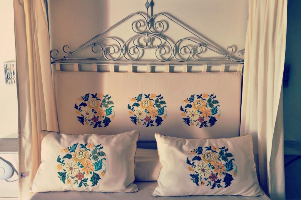 Detail-Aufnahme der Gardensuite für drei Personen, Inghirios, Alghero - meer sardinien urlaub