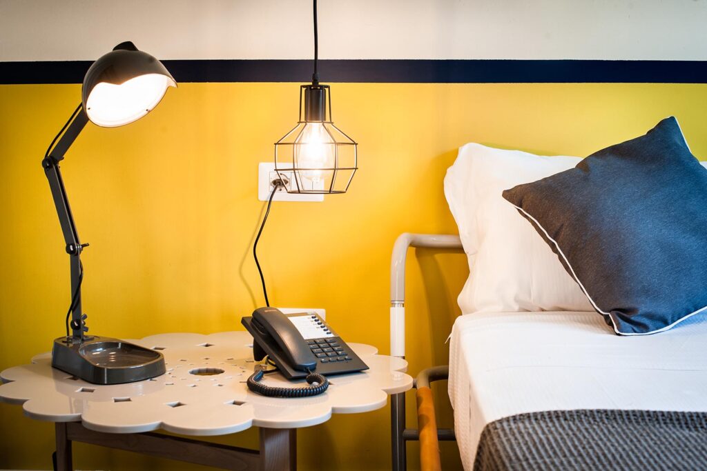 Details in einem Schlafzimmer des Hotels Teku Boutique, Barisardo - meer sardinien urlaub