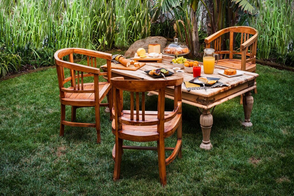 gemütliche Sitzplätze im Innengarten, Hotel Teku Boutique, Barisardo - meer sardinien urlaub